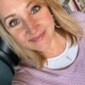 Meet your Posher, Leslie